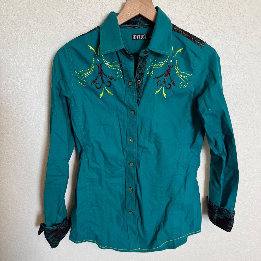 Western Cowgirl Cruel Embroidered Show Shirt Collared Medium Teal